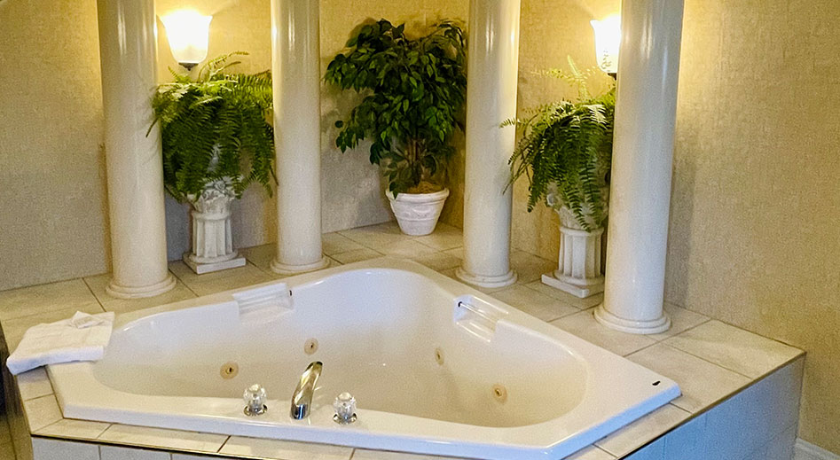 Jacuzzi Suite